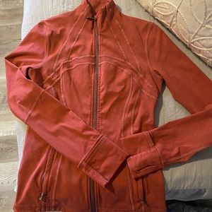 Lululemon size 6 zip up jacket